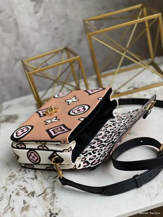 Affordable VUITTON LOUIS POCHETTE MÉTIS 0516